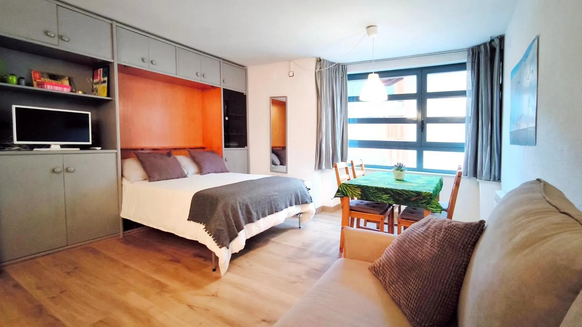 Apartmán A Pie De Pistas De La Molina, La Mejor Ubicacion La Molina  0*, La Molina (Girona)
