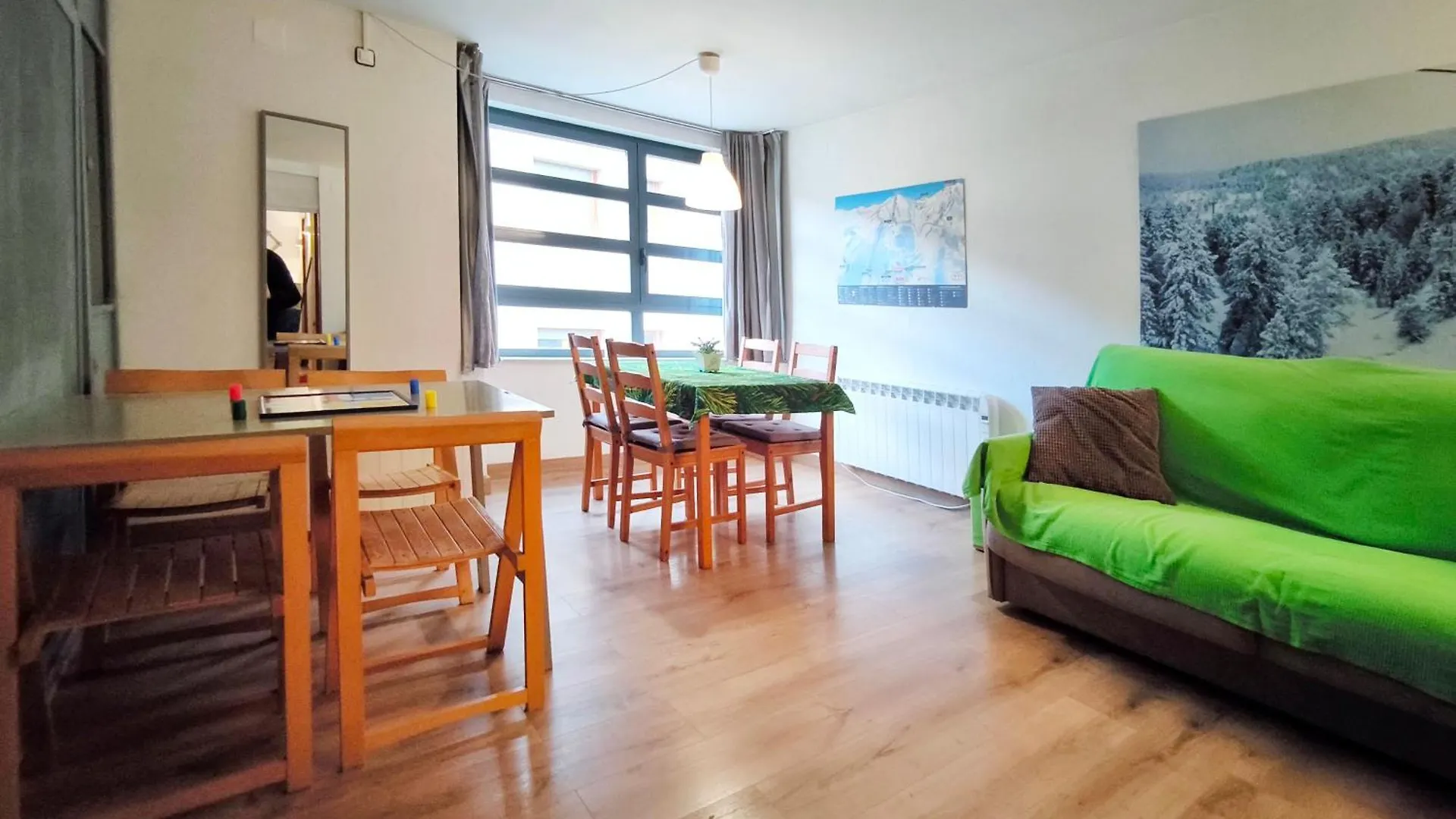 Apartamento a pie de pistas La Molina con vistas 0*, La Molina Alp España