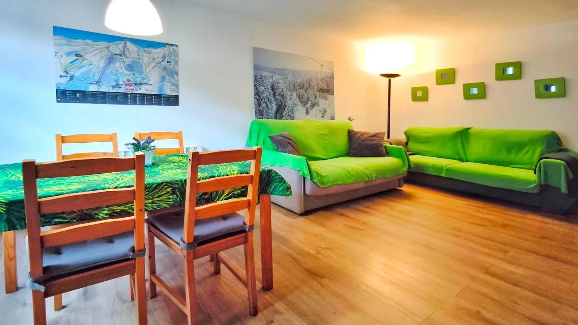 Apartamento a pie de pistas La Molina con vistas